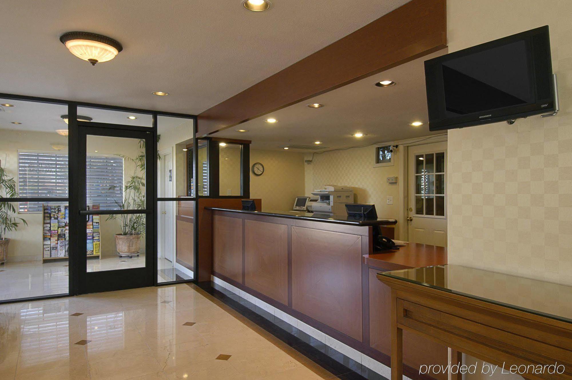 Mariposa Inn Victorville Interior photo